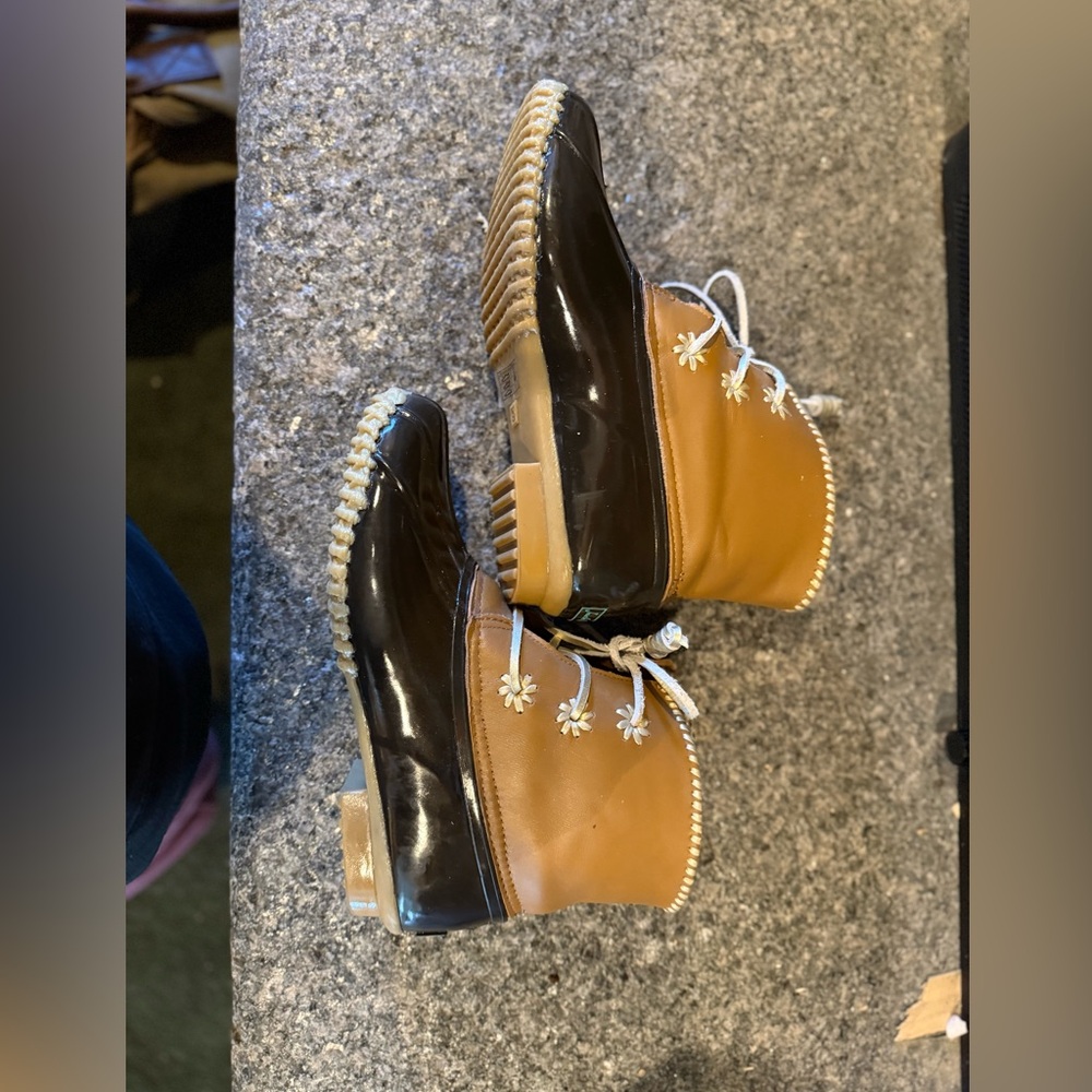 JACK ROGERS women’s Chloe Classic Rain Duck Boots - Picture 8 of 13